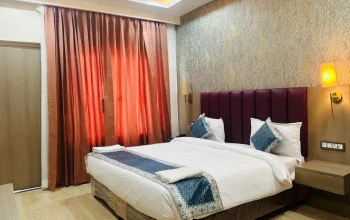 Best-family-hotel-rooms-ayodhya1